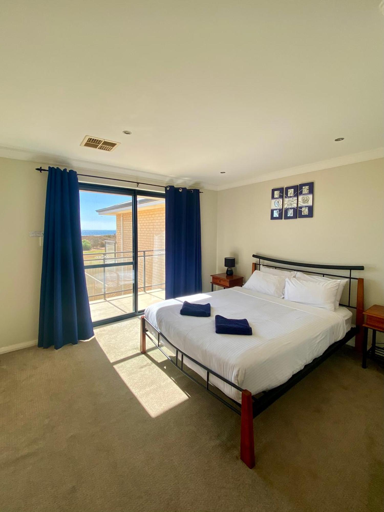 Port Denison Beach Resort Εξωτερικό φωτογραφία